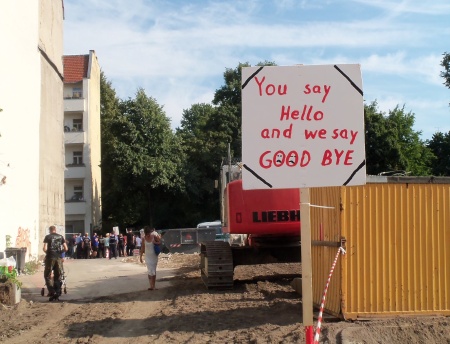 Protest gegen Ahoj-Bauprojekt Rixdorf