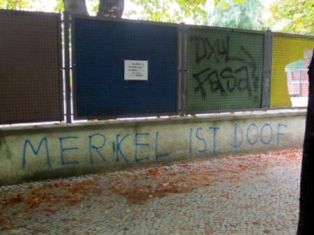 Merkel ist doof