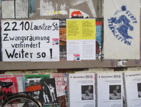 Wandzeitung gegen Zwangsräumung